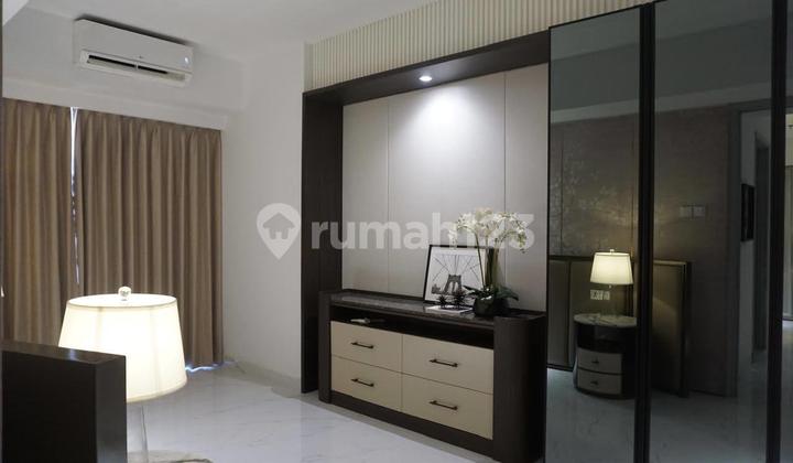 Best Price! La Viz Surabaya - Semi Private Lift & Well-Maintained Unit 2