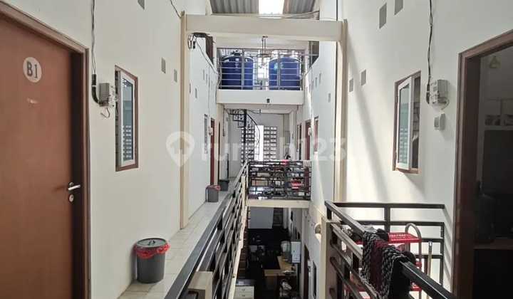 Nice Boarding House - 2 Floors In Sambiroto 1