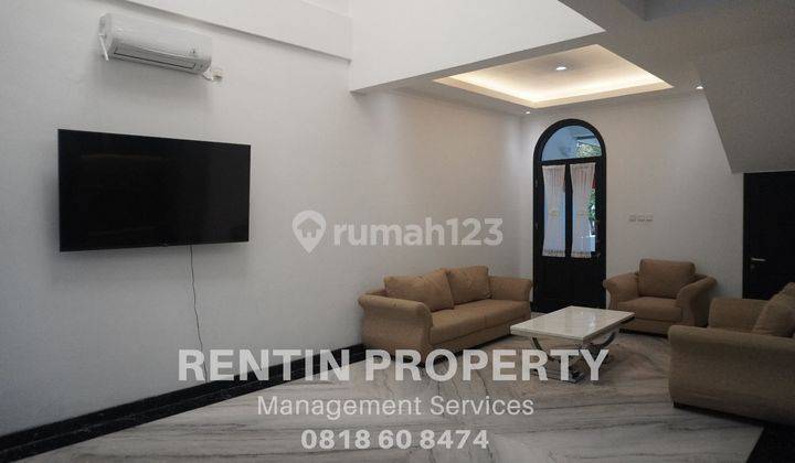 For Rent House At Bintaro Kebayoran Essence 5+1 Bedrooms 2