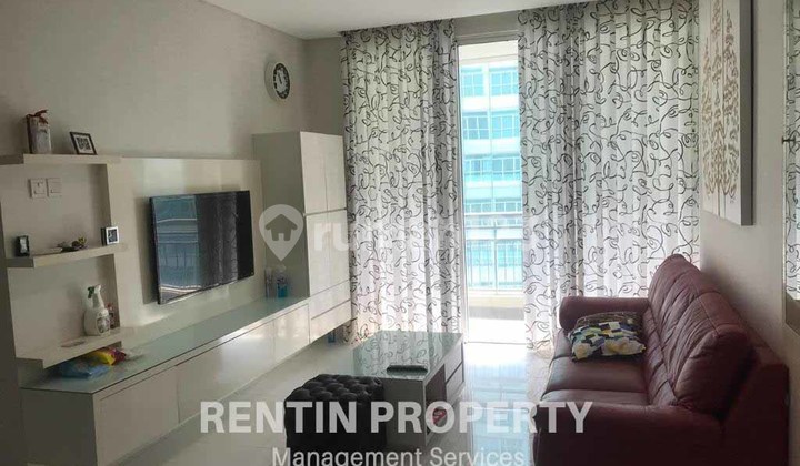 Rent Central Park Residence Apartment 2 Bedroom Middle Floor