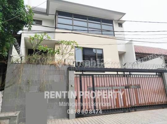 For Rent House At Kebayoran Baru Hang Lekir 4 Bedrooms