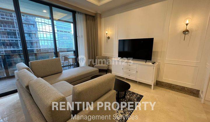 Sewa Apartemen District 8 Senopati 3 Bedroom Lantai Sedang 1