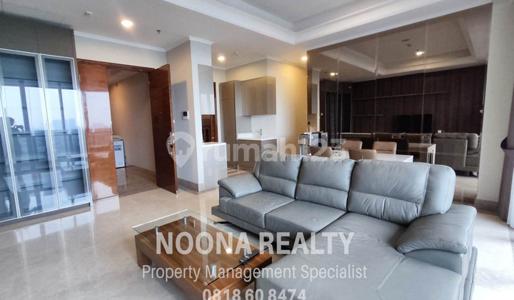 Sewa Apartemen District 8 Senopati 2 Bedroom Lantai Sedang