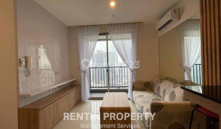 For Rent Apartment Newton Ciputra World 2 Bedrooms High Floor 2