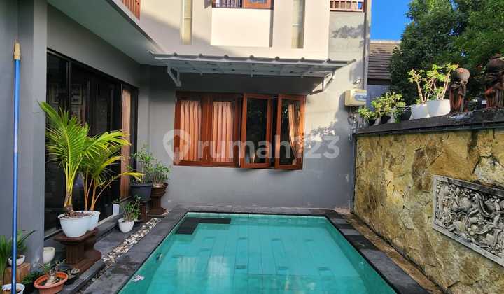 Sanur West 4 Bedrooms Villa For Leasehold