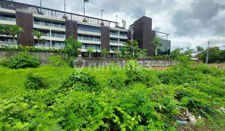 Dijual Tanah 3,30 Are Di Bumbak Umalas