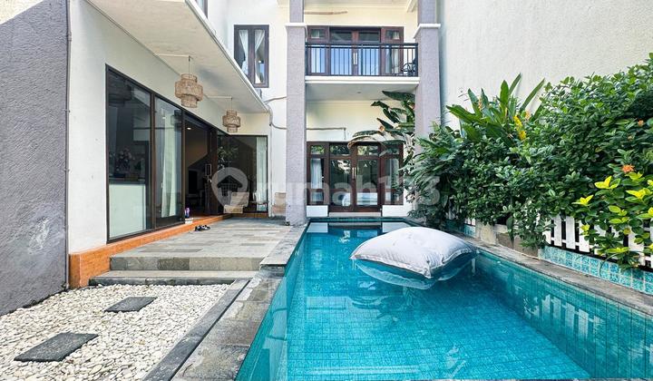 3 Bedrooms Villa Walking Distance To Double Six Beach, Seminyak