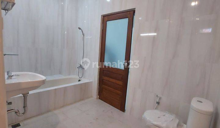 Disewakan Rumah Semi Villa 3 Kamar Tidur Renon Area 2