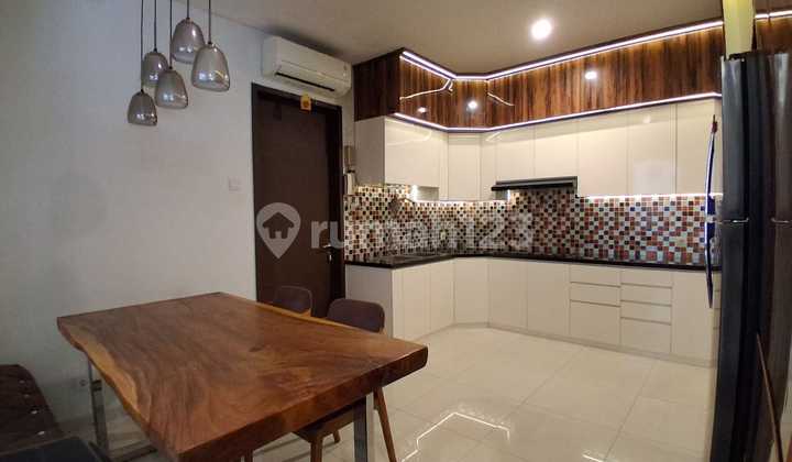 Rumah Bagus Siap Huni 2 Lantai(Furnished) Serenia Hills Lebak Bulus