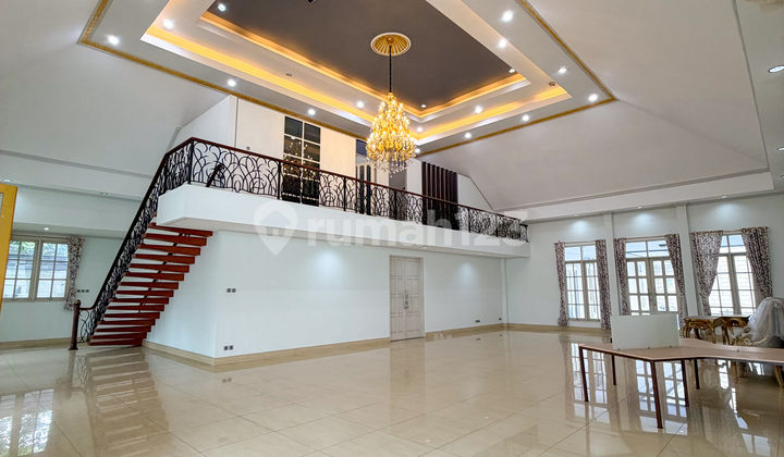 Classic Luxury Home Haji Kamang - Lahan 1.390m², Bangunan 1.250m²