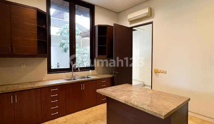 Siap Huni, Rumah, 2 Lantai, SHM, Bebas Banjir 2