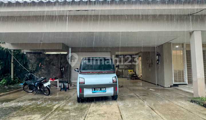 Estate House Kemang - Lahan Super Besar, Kolam Renang, 4+2 Kamar