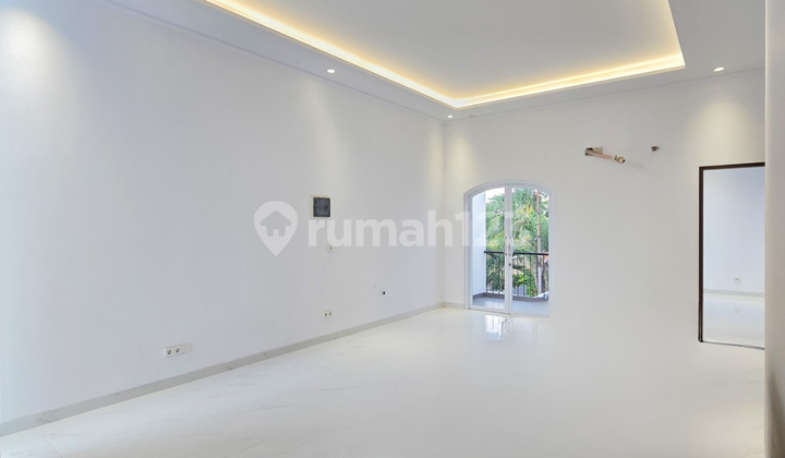 [DIJUAL] RUMAH BRAND NEW AMERICAN CLASSIC DI KEMANG  2