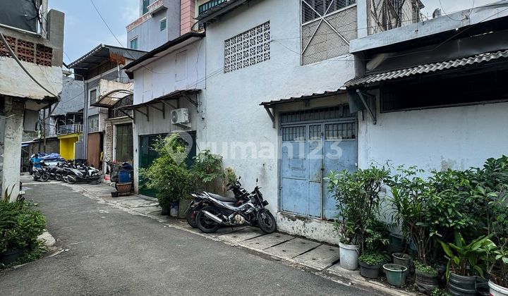 Ruko 2 lantai pasar pagi Roa Malaka Tambora dekat Asemka cocok untuk toko gudang Ruko 2 lantai pasar pagi Roa Malaka Tambora dekat Asemka cocok untuk toko gudang