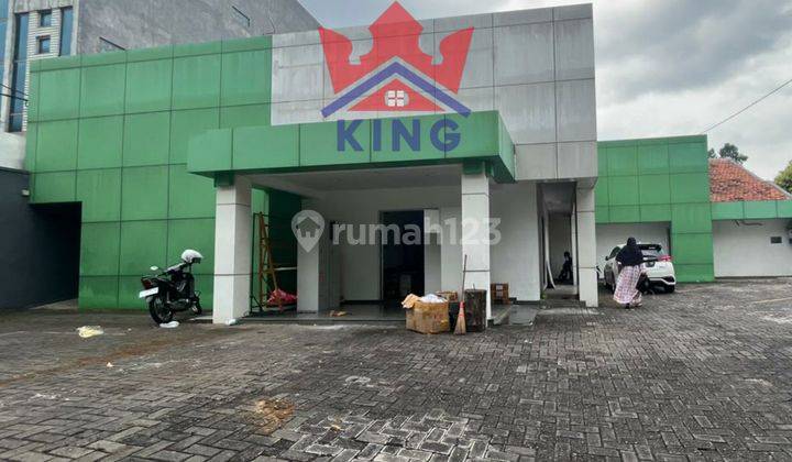 Ruang usaha di Tengah kota Semarang 1