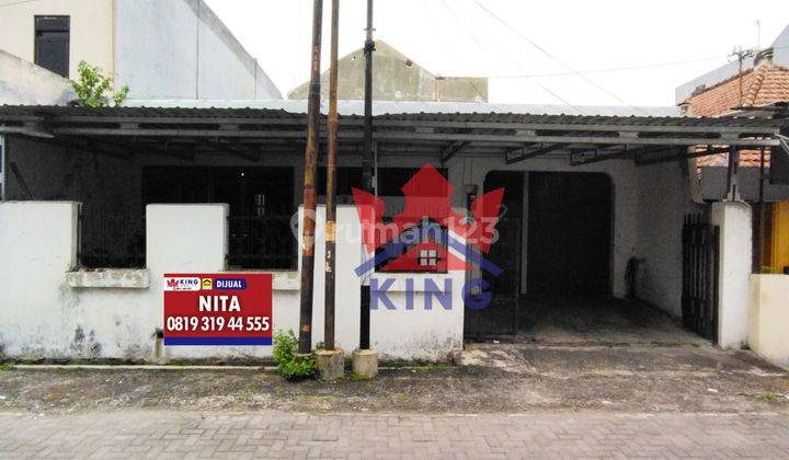 Rumah tengah kota dijual cepat 1