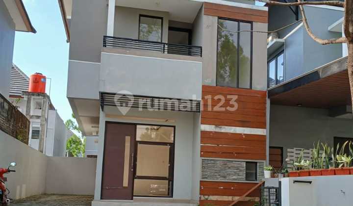 Rumah 2 Lantai Furnished Cluster Kedaton Park Bsb City Disewakan 1