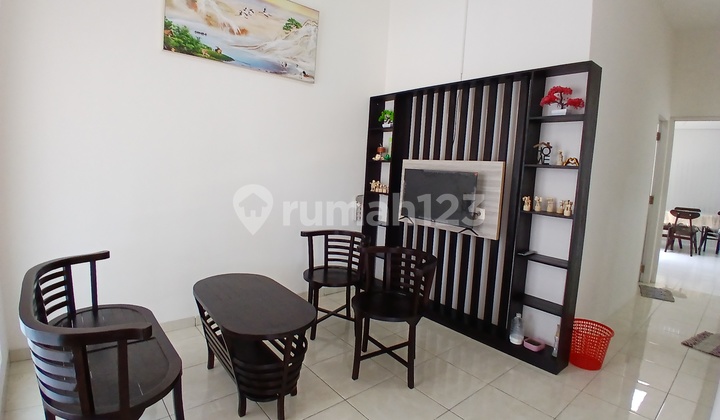 Rumah Graha Padma Bagus Siap Huni Full Furnished Disewakan 2