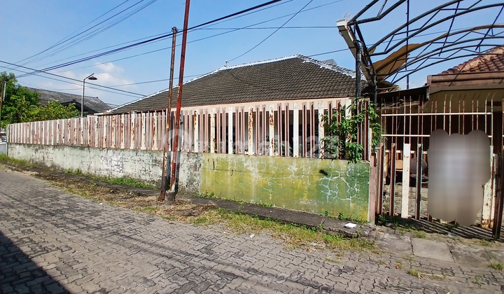 Rumah Lama Hitung Tanah Dijual di Jalan Sumbermas Semarang 1