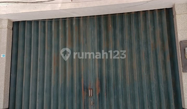 Ruko Tengah Kota Dijual Cepat 2