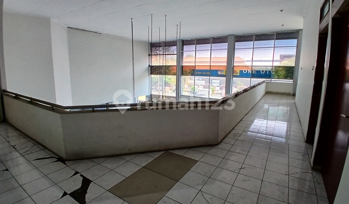 Ruko Tengah Kota Dijual Cepat 2