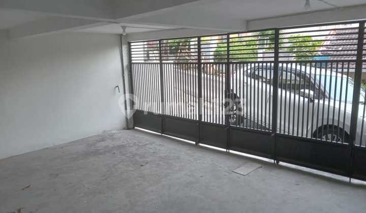 Rumah Bagus di Srondol Semarang Selatan Dijual Cepat 2