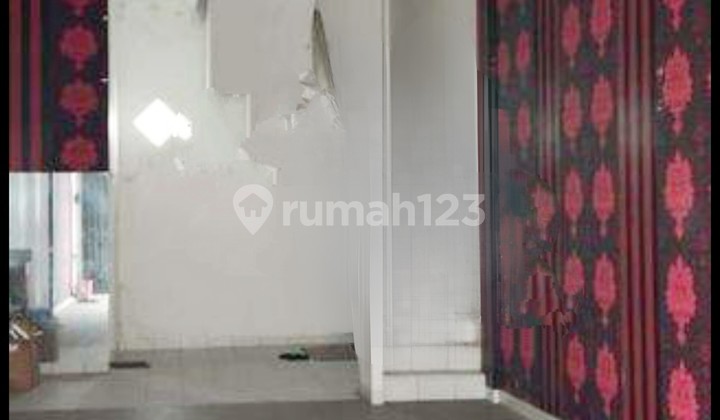 Ruko 2 Lantai Disewakan di Jalan Dokter Cipto 2