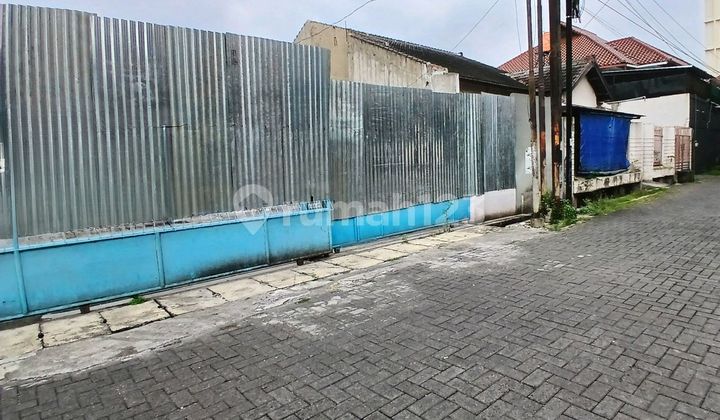 Rumah Lama Hitung Tanah Tengah Kota Dijual Cepat 1