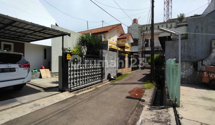 Rumah Tengah Kota Dijual Cepat 2