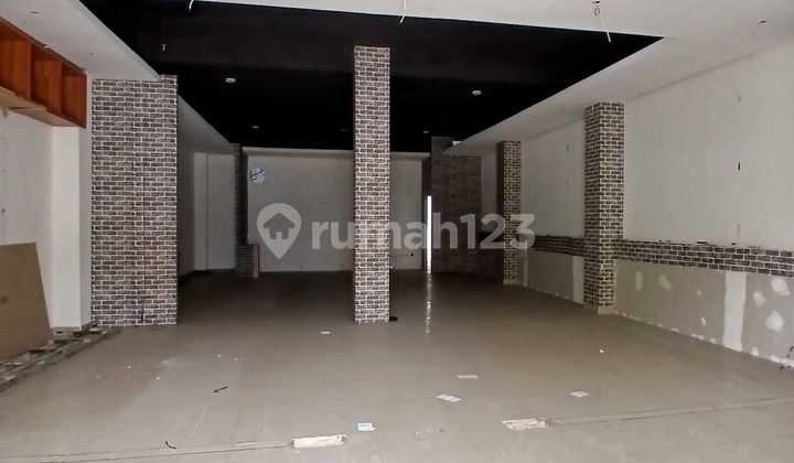 Shop House for Rent in Central Semarang City 1