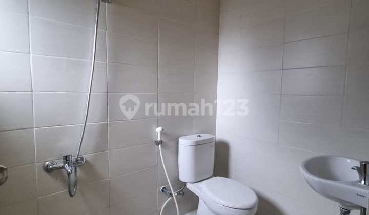 Rumah 2 Lantai Furnished Cluster Kedaton Park Bsb City Disewakan 2