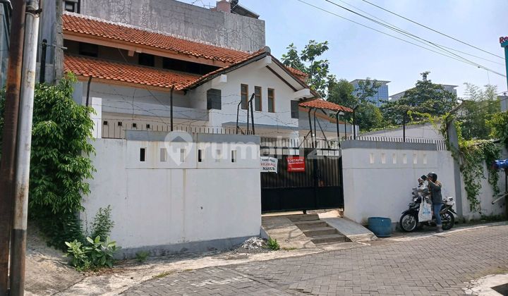 Rumah Kost Aktif Tengah Kota Dijual Dibawah Njop Rumah Kost Aktif Tengah Kota Dijual Dibawah Njop