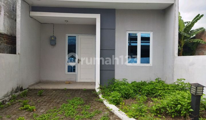 Ready-to-live house for sale in East Semarang