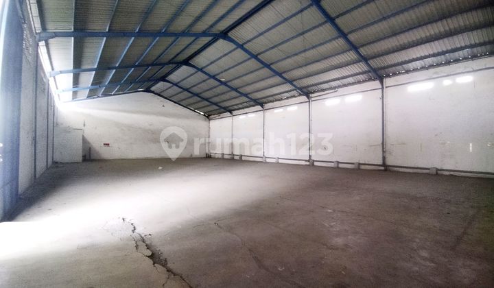 Ready-to-Use Warehouse for Rent on Arteri Soekarno Hatta, East Semarang 1