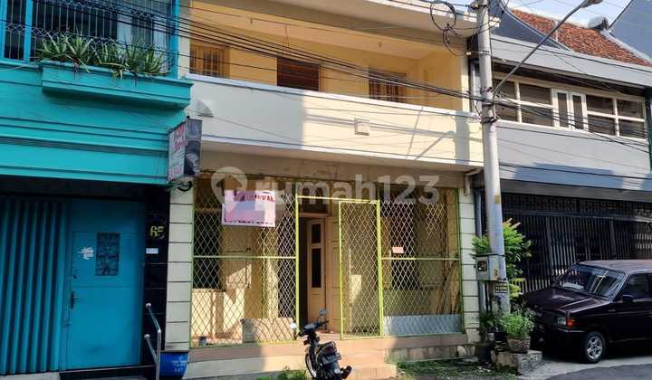 For Rent: Gambiran Shop House, Central Semarang, Ready to Use