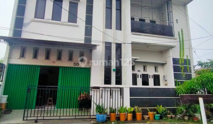 Dijual Rumah Tengah Kota Siap Pakai 2 lantai 18