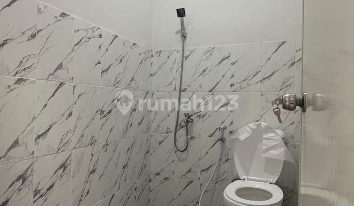 kamar mandi dijual rumah griya arteri sari
