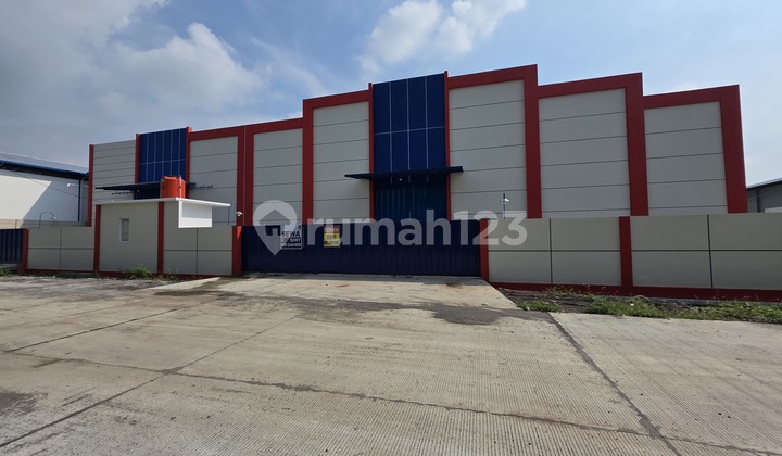 For Rent: New Warehouse in Industrial Area 2300m2 1