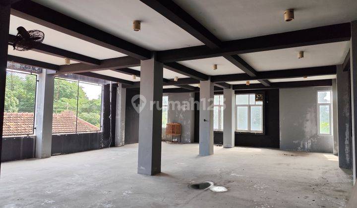 Disewakan Ruko 3 Lantai Singosari Cocok Untuk Kafe Dan Kantor 2