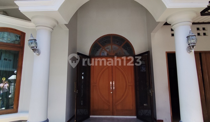 Disewakan Rumah Siap Pakai Bukit Sari Semifurnish 1
