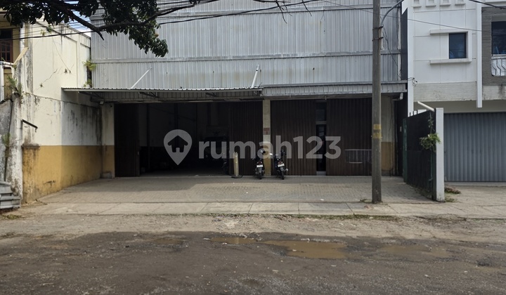 Disewakan Gudang Pinggir Jalan Akses Kontainer Dekat Tol