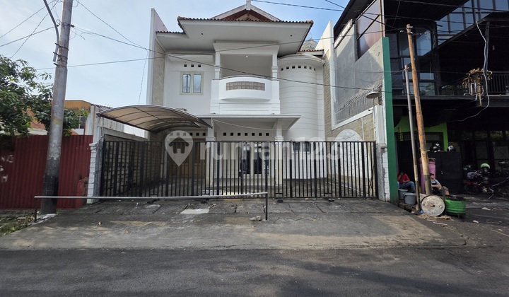 Disewakan Rumah Tengah Kota Bisa Untuk Tempat Tinggal, Kantor, Dan Tempat Usaha 1