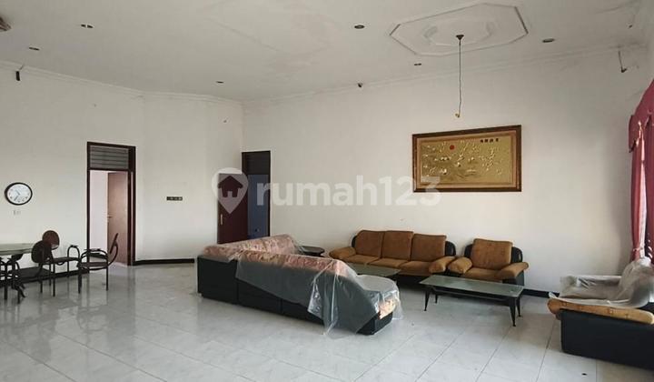 Disewakan Rumah Tengah Kota Bisa Untuk Tempat Tinggal, Kantor, Dan Tempat Usaha 2