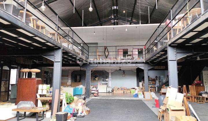 Disewakan Gedung Pinggir Jalan Raya Dr. Cipto Cocok Untuk Showroom 2