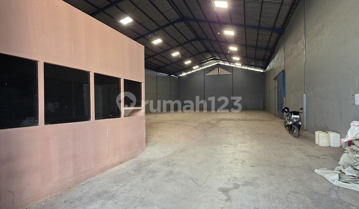 Disewakan Ready Mei Gudang Baru 1800M2 Bebas Banjir Dekat Tol dan Pelabuhan 1