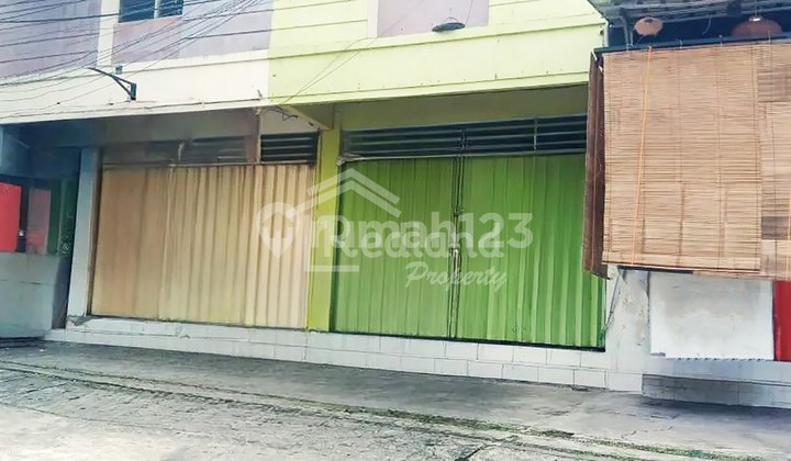 Ruko di Daerah Pringgading , Semarang ( Wn 7729 ) 2