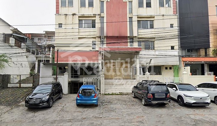 Shop house in the Sriwijaya area, Semarang (Lot 7730). 1