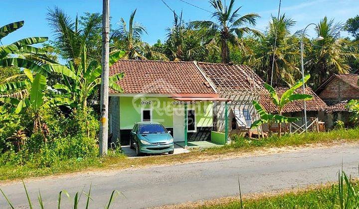 Rumah di Puring Argomulyo Sedayu Bantul , Yogyakarta Hl Ls 6864  2