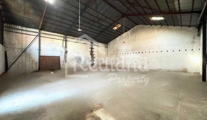 Ruang Usaha di Mt Haryono , Semarang ( Ls 8062 )