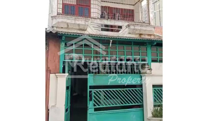 House in the Central Semarang area (Area 8290S)